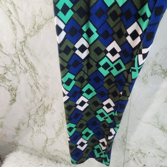 LuLaRoe Tall & Curvy Leggings - Picture 6 of 13